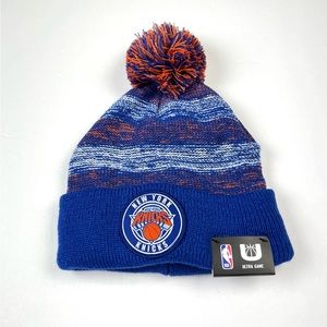 NBA Ultra Game New York Knicks Knit Beanie Hat With Pom Pom OSFM New with Tags